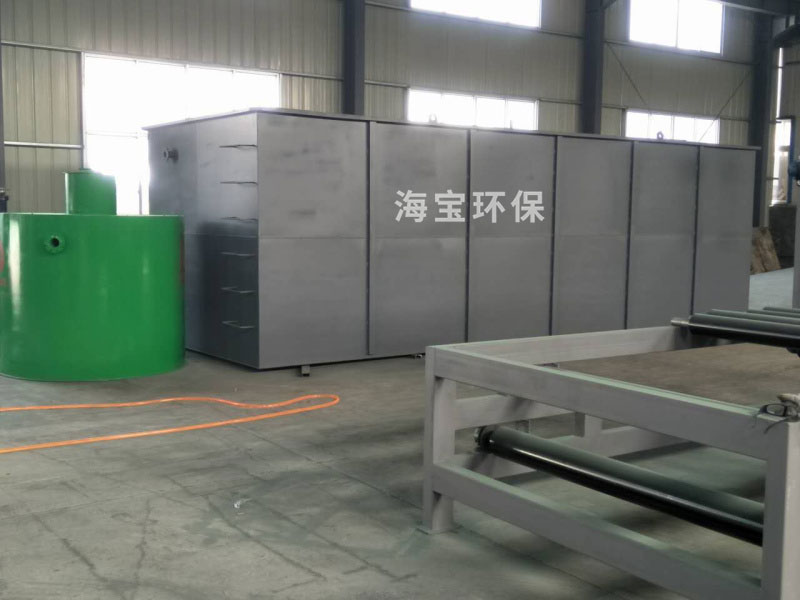 地埋式污水处理设备.jpg